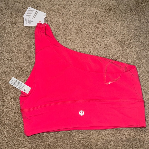 LULULEMON Asymmetrical bra A/B cup - Picture 3 of 3